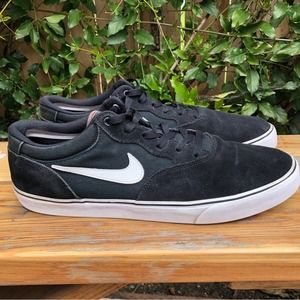 Nike SB Chron 2 Skate Shoes Sneakers Mens sz 13 DM3493-001 Athletic Black Suede